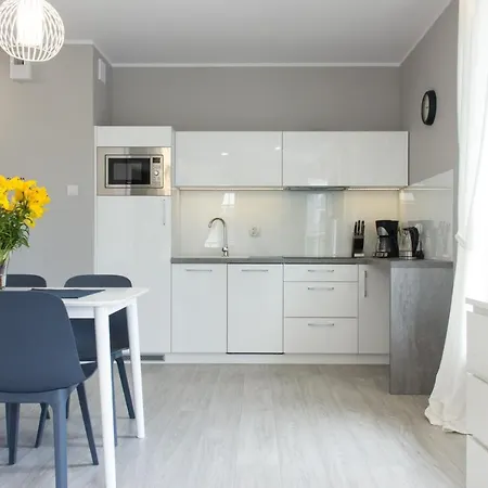 Komfortowy Lazur Z Garazem Appartement Kołobrzeg